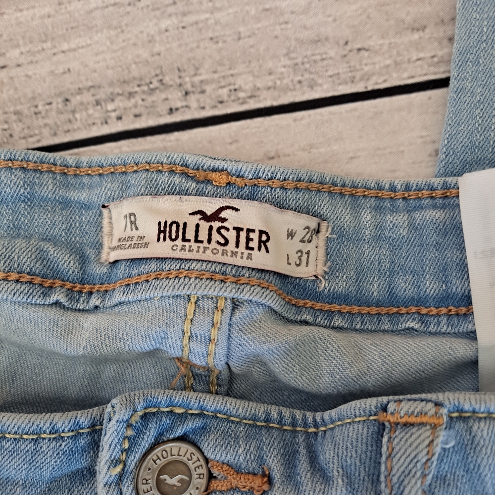 Hollister Jeans - Picture 2 of 3
